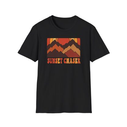 Retro Sunset Chaser Mountain Graphic Tee | Vintage Outdoor Hiking T-Shirt